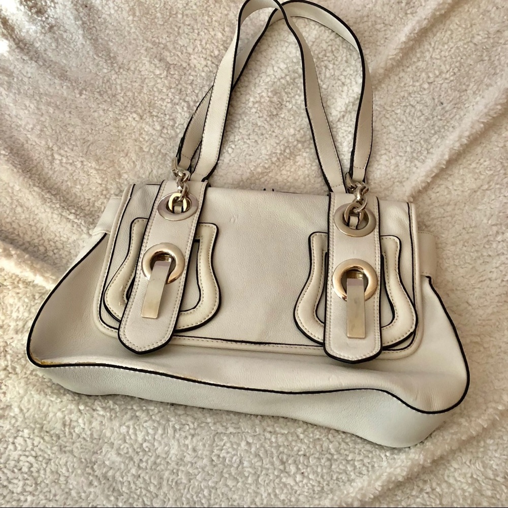White shoulder bag